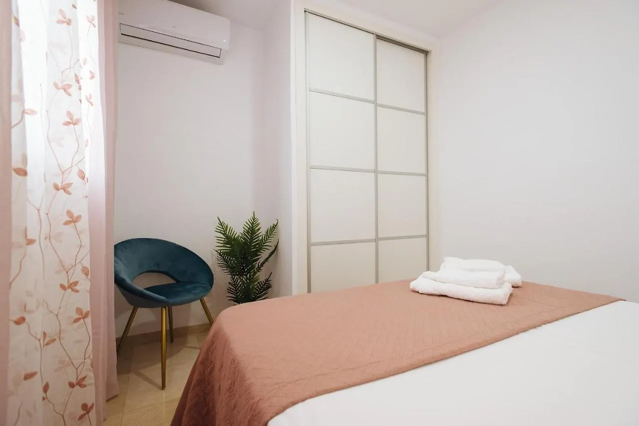Sbh1 Beautiful 1 Bedroom Apartment In City Center Sevilla Spanien