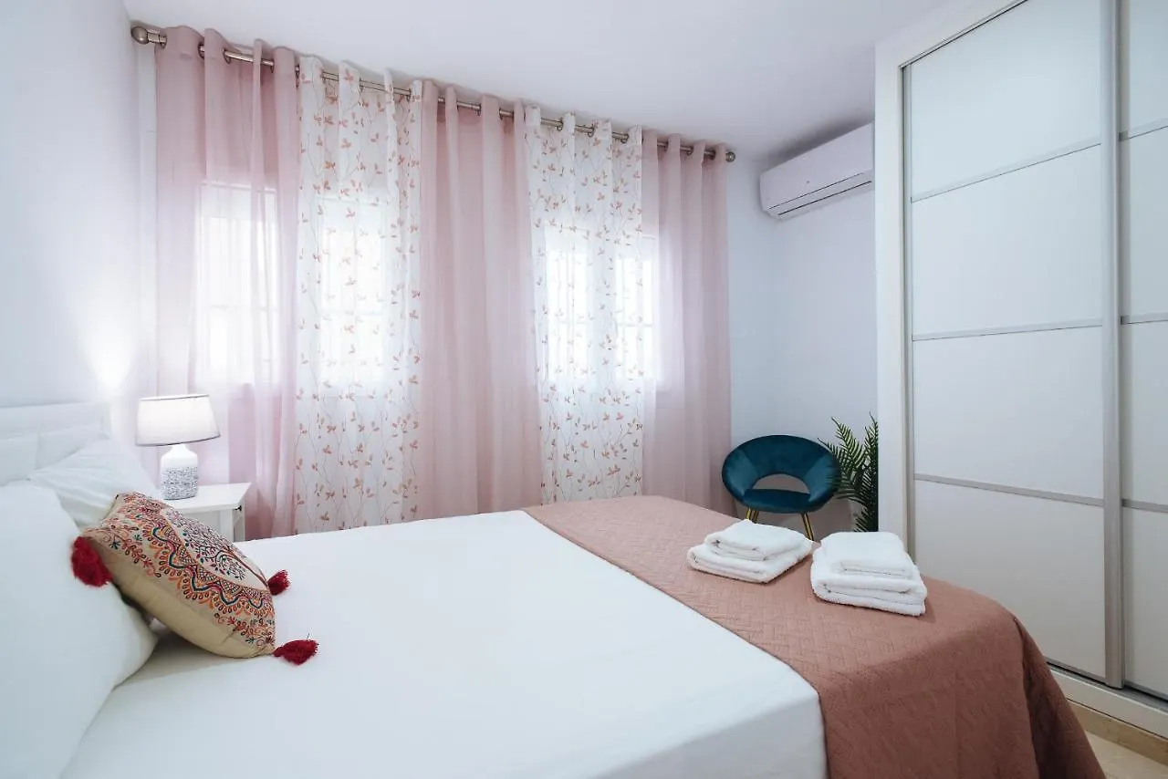 Sbh1 Beautiful 1 Bedroom Apartment In City Center Sevilla 0*,  Spanien